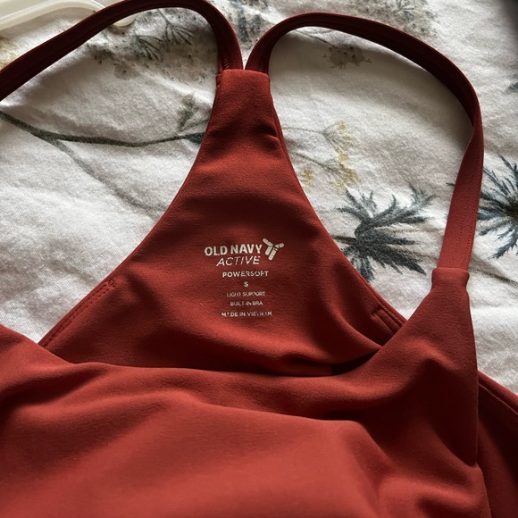 Old navy active halter tank, red - Picture 4 of 4